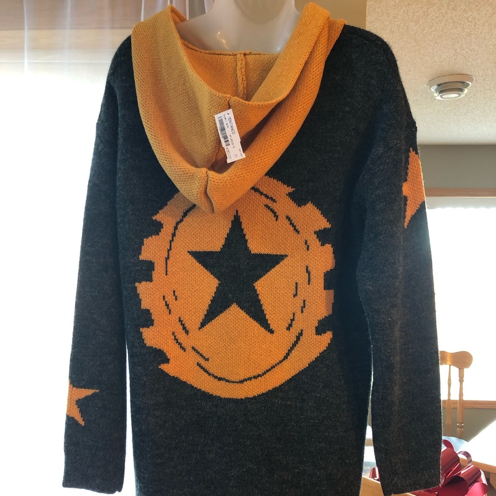 Montana Co knee length star hooded zip up sweater